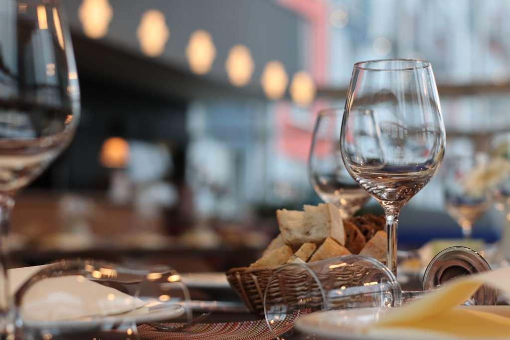 Stay2Munich Hotel & Serviced Apartments Brunnthal Restoran foto